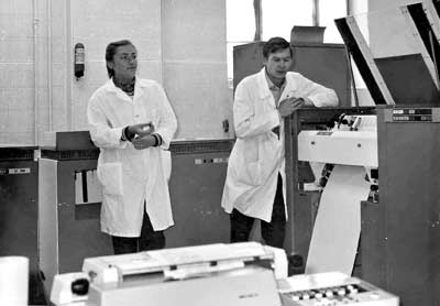 Инженеры за бортом