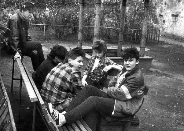 Подростки 90-х