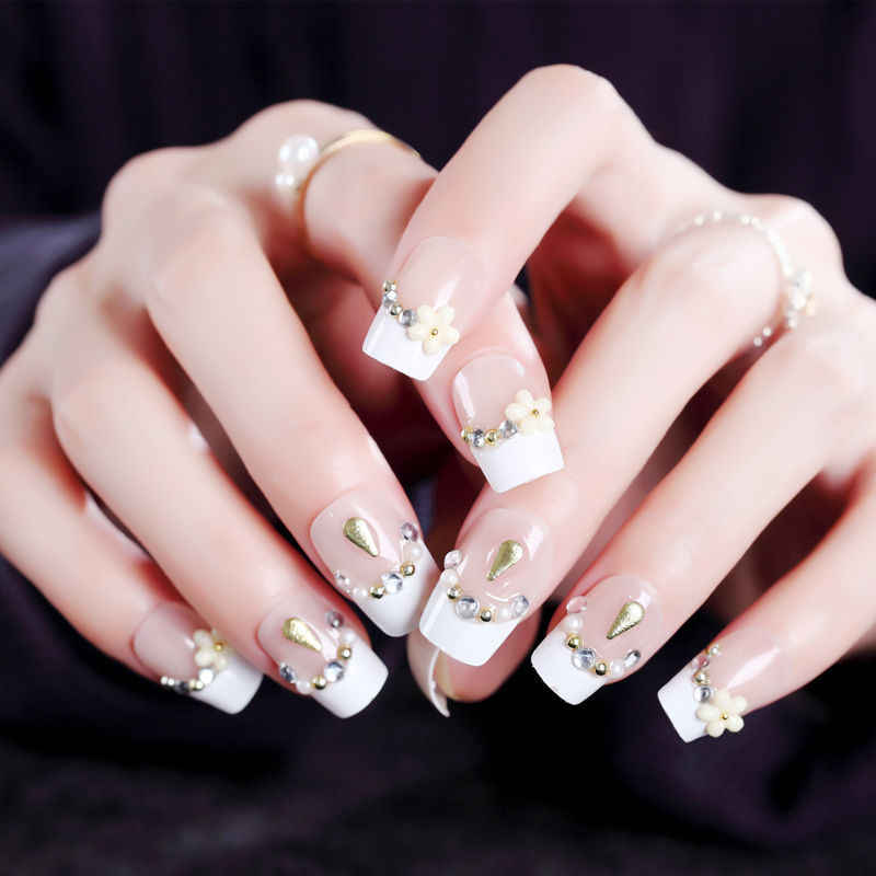 Faux Ongles one box of 24 Pieces Of Finished Products Manicure Bride Nail Patch Rhinestone Frenc.jpg q50